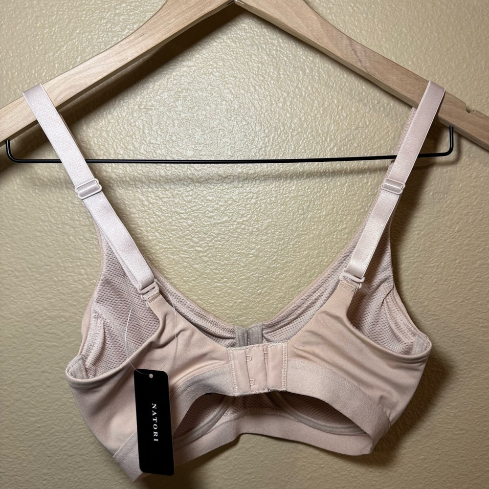 NWT Natori Recharge Underwire Sports Bra size 32 D - Picture 7 of 9